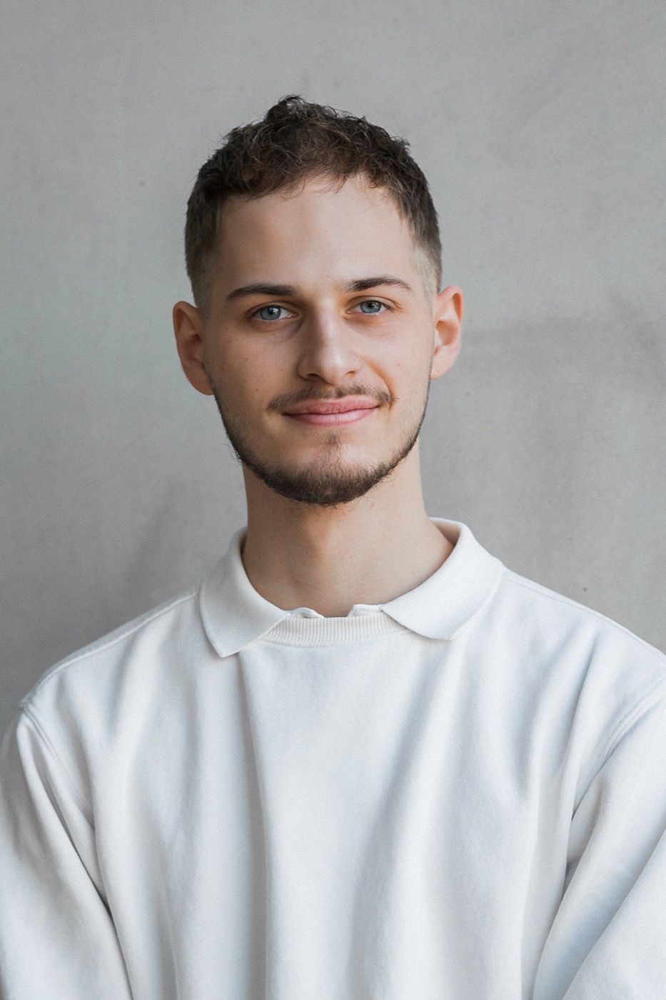 Porträt von Joel Hippenstiel